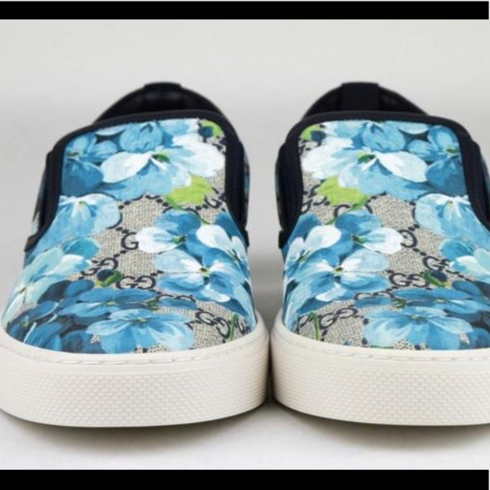 BRAND NEW GUCCI BLUE SUPREME BLOOM SNEAKERS UNISEX